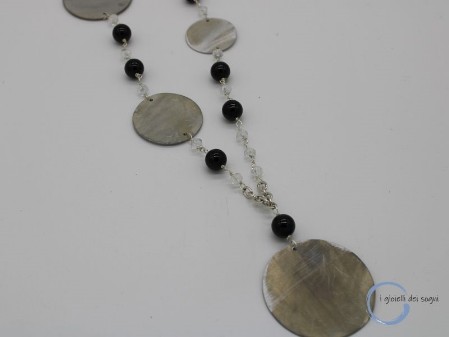 collana pietre e ciondoli alluminio